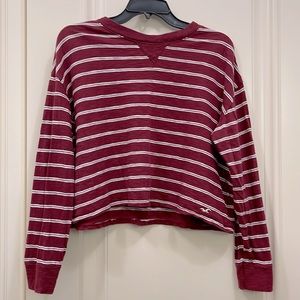 Hollister long-sleeved striped tshirt in garnet color.